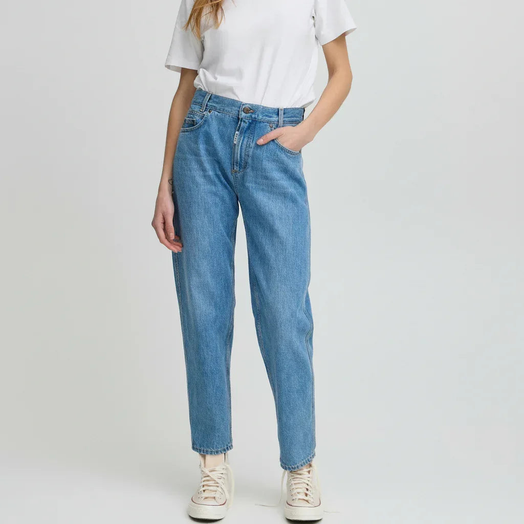 BAPAOLO Women's Stonewash Cropped Jeans: Comfortable Cotton Denim, Stylish Mid-Rise Fit - Gomix Brands Outlet